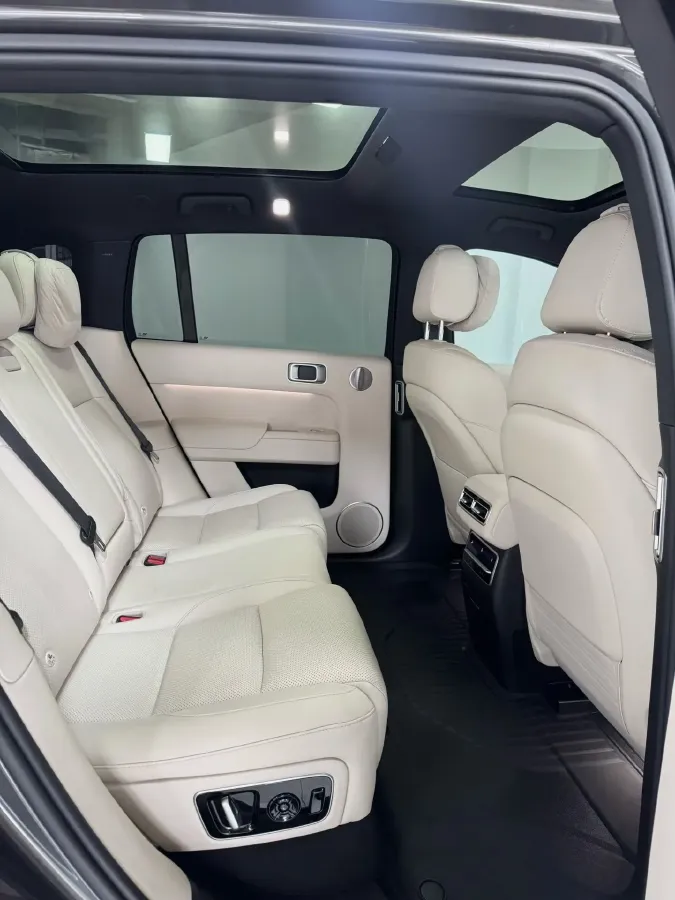 2023 Li L7 Range Extended 154HP REEV 40.9KWH,autocango,china used car exporter,china ev exporter,chinese used car exporter,chinese used ev exporter