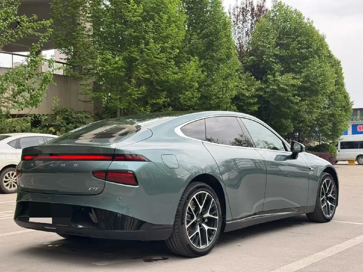 2023 Xpeng P7 BEV 86.2KWH,autocango,china used car exporter,china ev exporter,chinese used car exporter,chinese used ev exporter