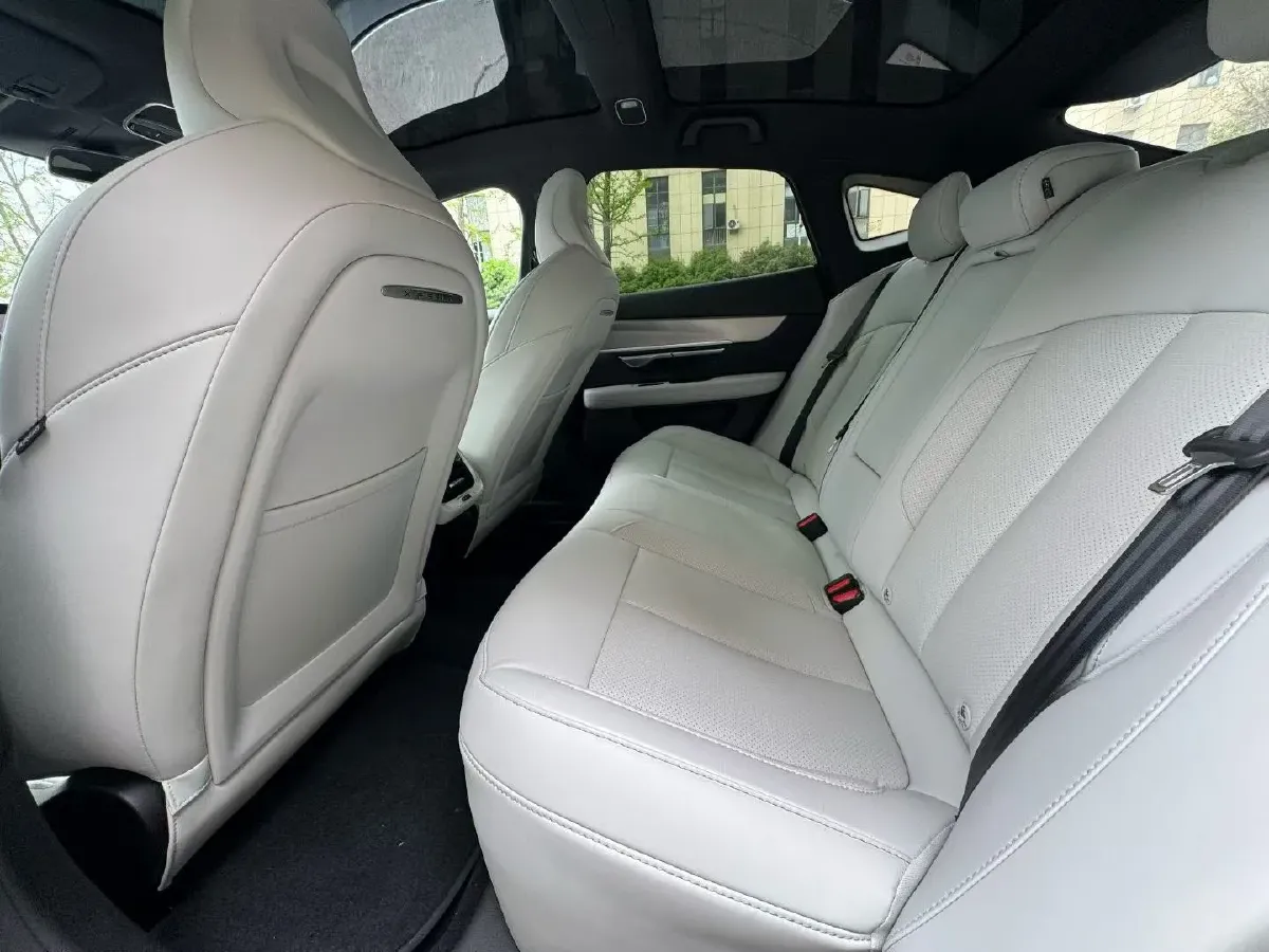 2023 Xpeng P7 BEV 86.2KWH,autocango,china used car exporter,china ev exporter,chinese used car exporter,chinese used ev exporter