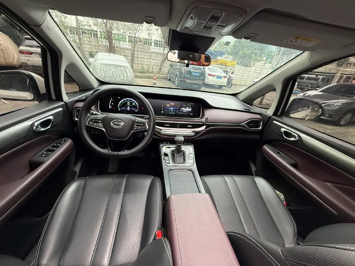 2021 GAC Trumpchi M6 1.5T 169HP L4 7DCT,autocango,china used car exporter,china ev exporter,chinese used car exporter,chinese used ev exporter