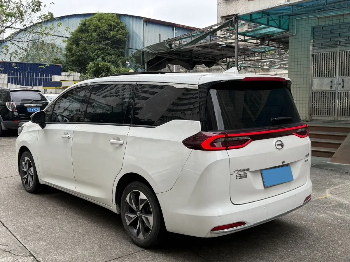 2021 GAC Trumpchi M6 1.5T 169HP L4 7DCT,autocango,china used car exporter,china ev exporter,chinese used car exporter,chinese used ev exporter