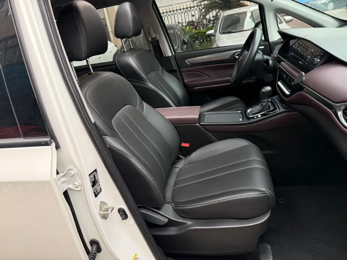 2021 GAC Trumpchi M6 1.5T 169HP L4 7DCT,autocango,china used car exporter,china ev exporter,chinese used car exporter,chinese used ev exporter