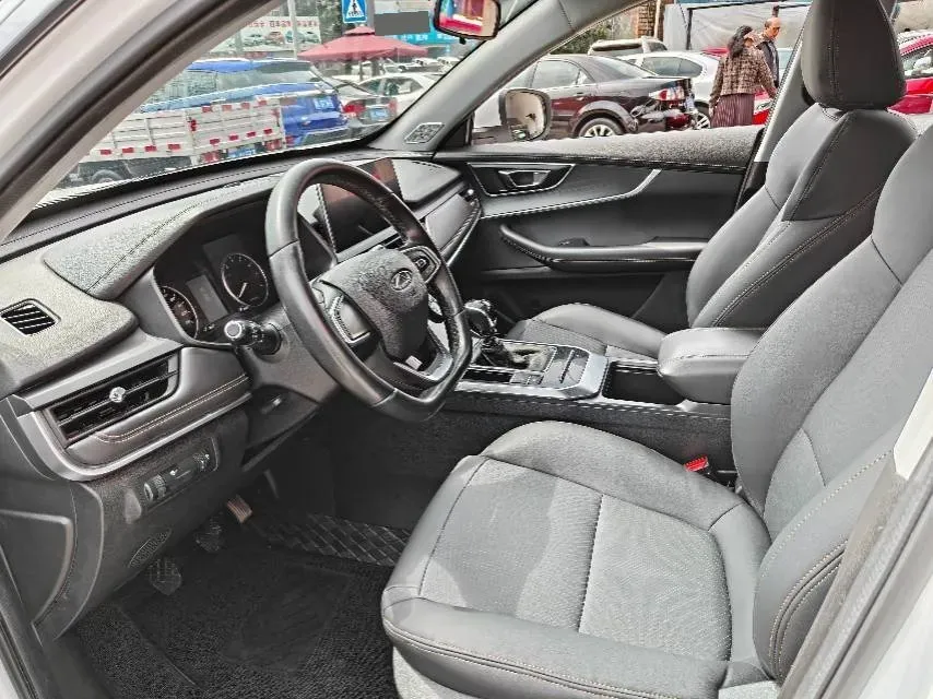 2020 Chery Tiggo 8 1.5T 156HP L4 6MT,autocango,china used car exporter,china ev exporter,chinese used car exporter,chinese used ev exporter