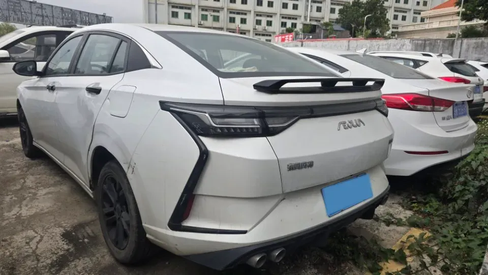 2023 DongFeng Aeolus YiXuan 1.5L 125HP L4 6DCT,autocango,china used car exporter,china ev exporter,chinese used car exporter,chinese used ev exporter