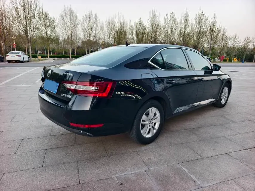 2018 Nissan Terra 2.5L 184HP L4 7AT,autocango,china used car exporter,china ev exporter,chinese used car exporter,chinese used ev exporter