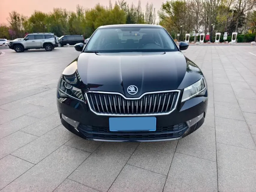 2018 Nissan Terra 2.5L 184HP L4 7AT,autocango,china used car exporter,china ev exporter,chinese used car exporter,chinese used ev exporter