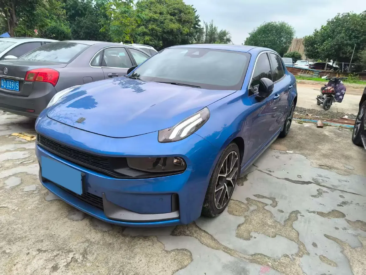 2018 Toyota C-HR 2.0L 171HP L4 CVT,autocango,china used car exporter,china ev exporter,chinese used car exporter,chinese used ev exporter