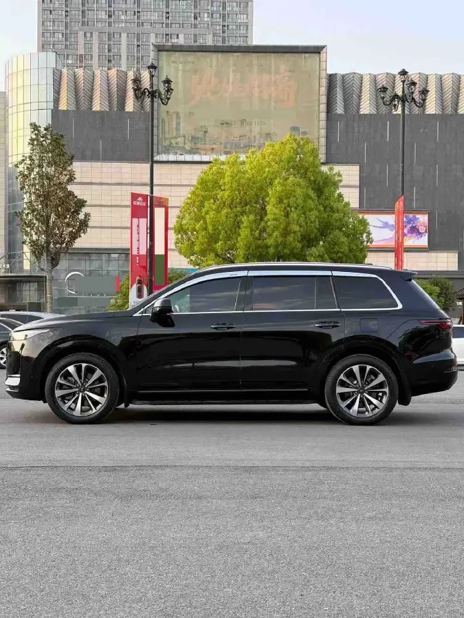 2021 Li ONE Range Extended 131HP REEV 40.5KWH,autocango,china used car exporter,china ev exporter,chinese used car exporter,chinese used ev exporter