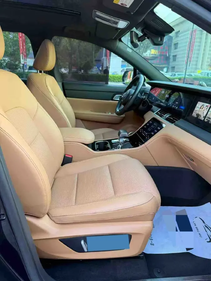 2021 Li ONE Range Extended 131HP REEV 40.5KWH,autocango,china used car exporter,china ev exporter,chinese used car exporter,chinese used ev exporter