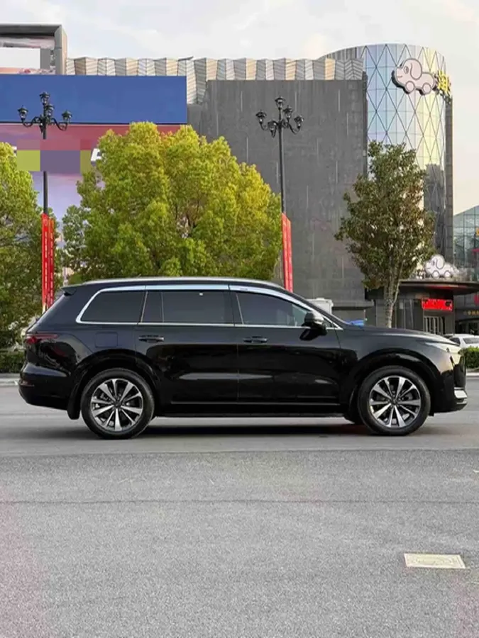 2021 Li ONE Range Extended 131HP REEV 40.5KWH,autocango,china used car exporter,china ev exporter,chinese used car exporter,chinese used ev exporter