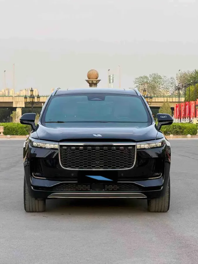 2021 Li ONE Range Extended 131HP REEV 40.5KWH,autocango,china used car exporter,china ev exporter,chinese used car exporter,chinese used ev exporter