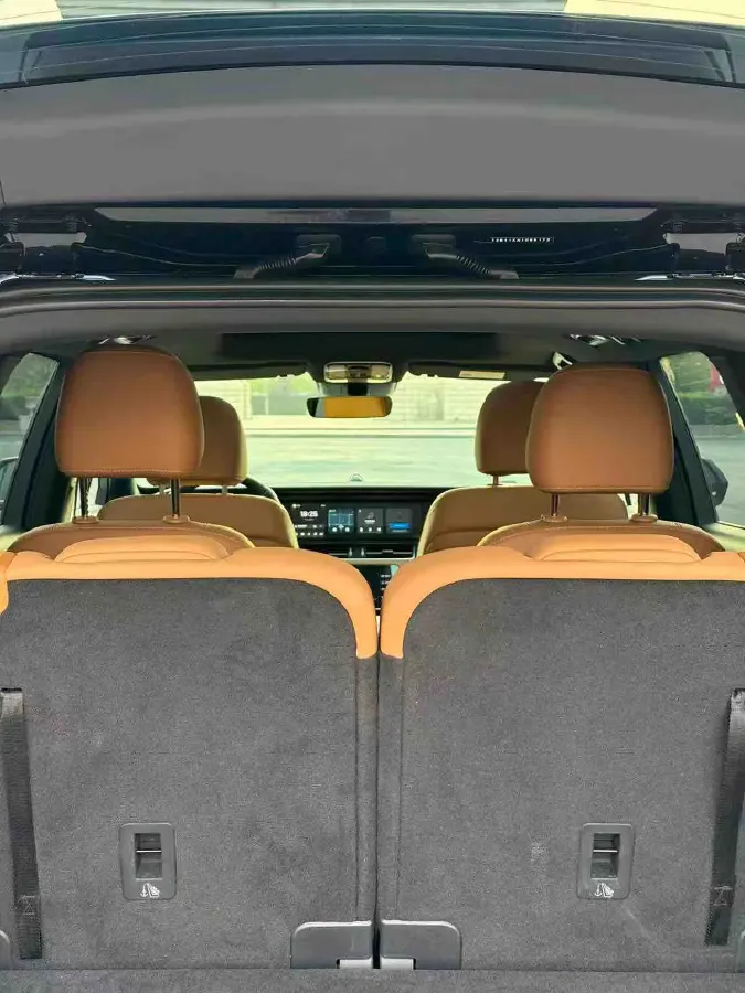 2021 Li ONE Range Extended 131HP REEV 40.5KWH,autocango,china used car exporter,china ev exporter,chinese used car exporter,chinese used ev exporter