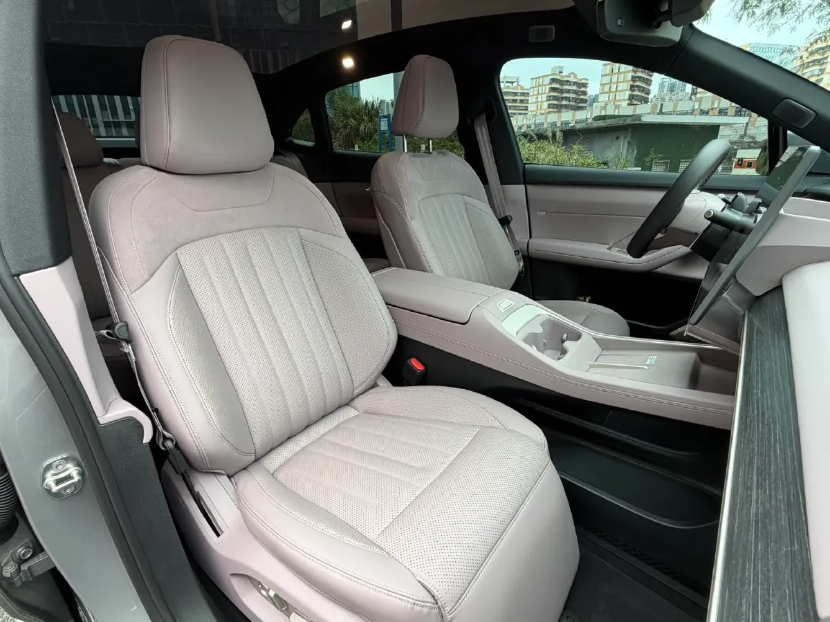 2024 ONVO L60 BEV 60KWH,autocango,china used car exporter,china ev exporter,chinese used car exporter,chinese used ev exporter