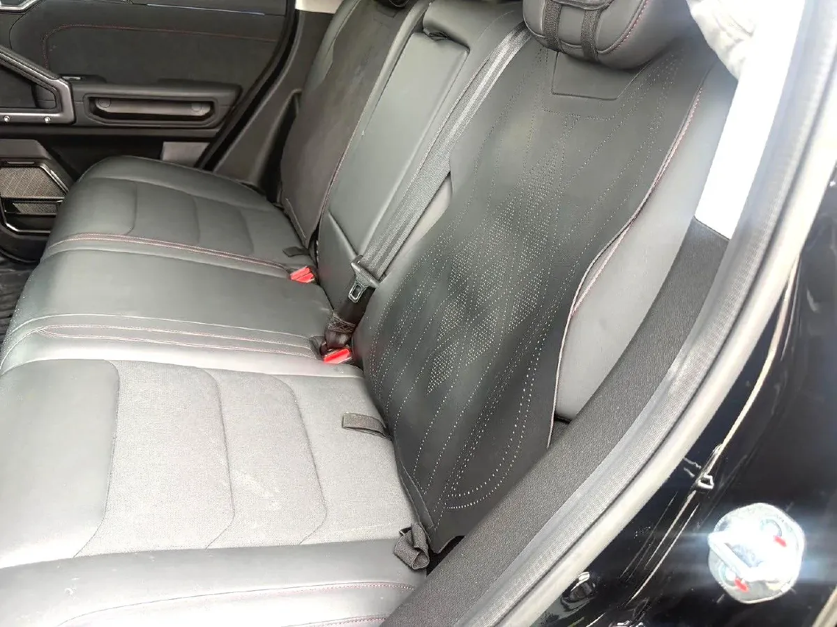 2023 Jetour Traveller 2.0T 254HP L4 8AT,autocango,china used car exporter,china ev exporter,chinese used car exporter,chinese used ev exporter