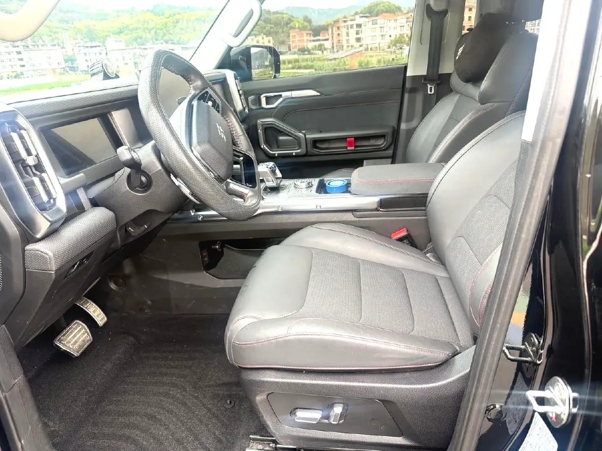 2023 Jetour Traveller 2.0T 254HP L4 8AT,autocango,china used car exporter,china ev exporter,chinese used car exporter,chinese used ev exporter