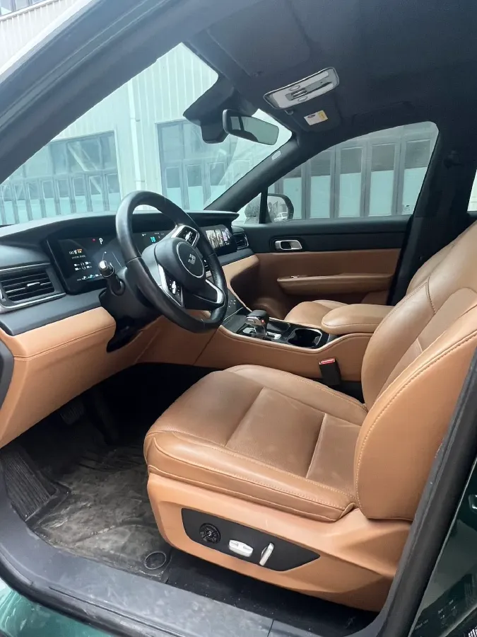 2021 Li ONE Range Extended 131HP REEV 40.5KWH,autocango,china used car exporter,china ev exporter,chinese used car exporter,chinese used ev exporter