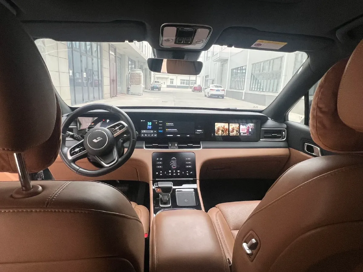 2021 Li ONE Range Extended 131HP REEV 40.5KWH,autocango,china used car exporter,china ev exporter,chinese used car exporter,chinese used ev exporter