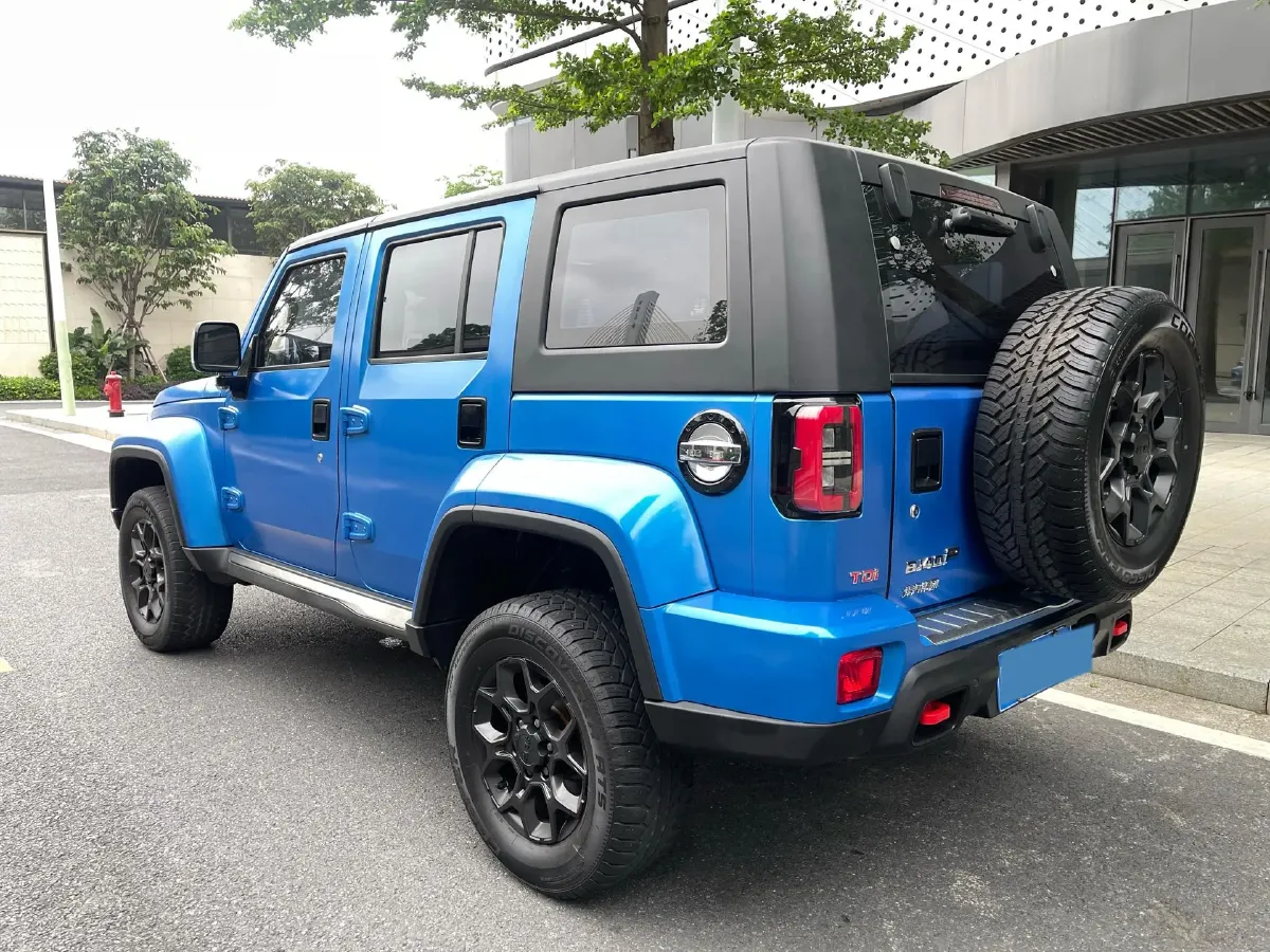 2021 Beijing BJ40 2.0T 163HP L4 8AT,autocango,china used car exporter,china ev exporter,chinese used car exporter,chinese used ev exporter