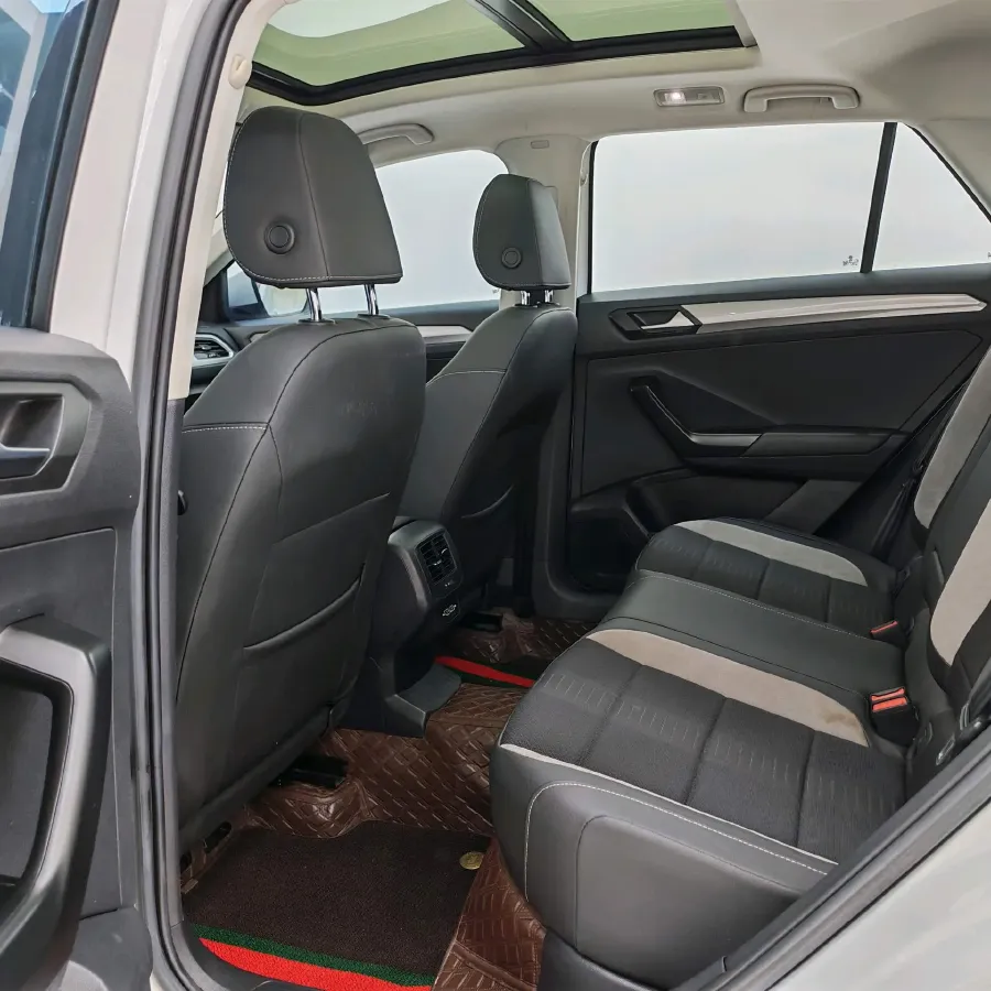 2022 Volkswagen T-Roc 1.4T 150HP L4 7DCT,autocango,china used car exporter,china ev exporter,chinese used car exporter,chinese used ev exporter