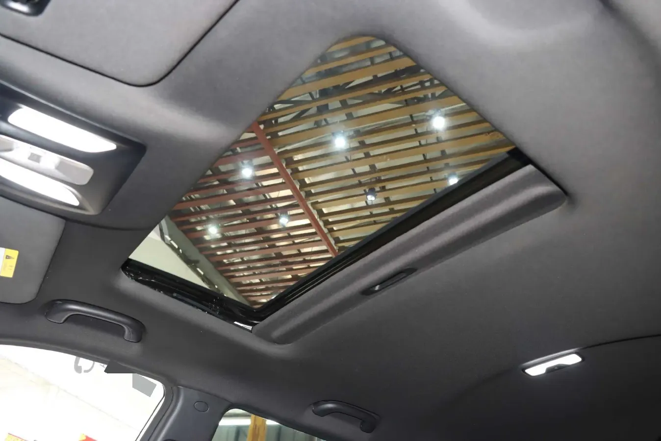 2023 ChangAn CS35 Plus 1.4T 160HP L4 7DCT,autocango,china used car exporter,china ev exporter,chinese used car exporter,chinese used ev exporter