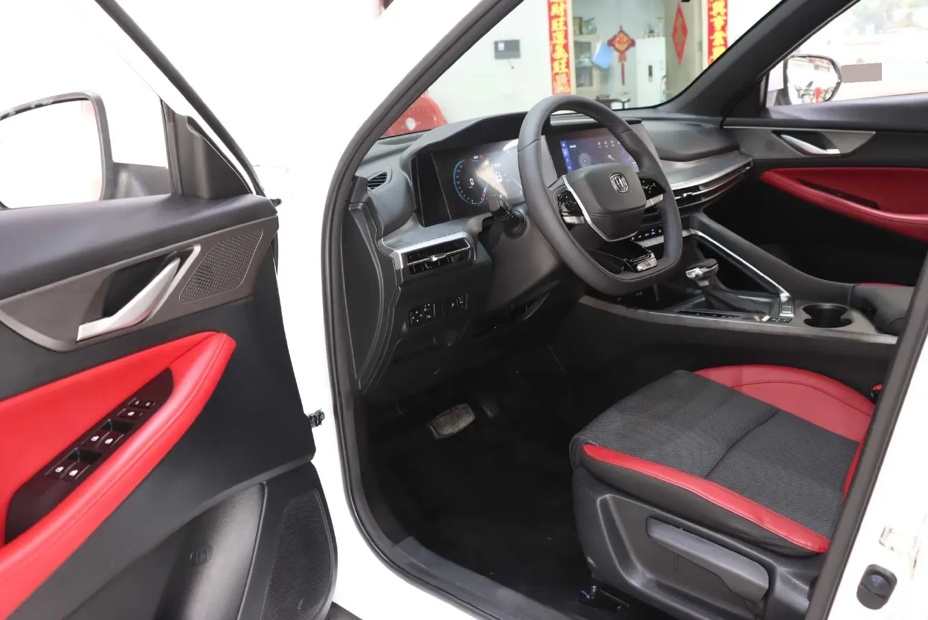 2023 ChangAn CS35 Plus 1.4T 160HP L4 7DCT,autocango,china used car exporter,china ev exporter,chinese used car exporter,chinese used ev exporter