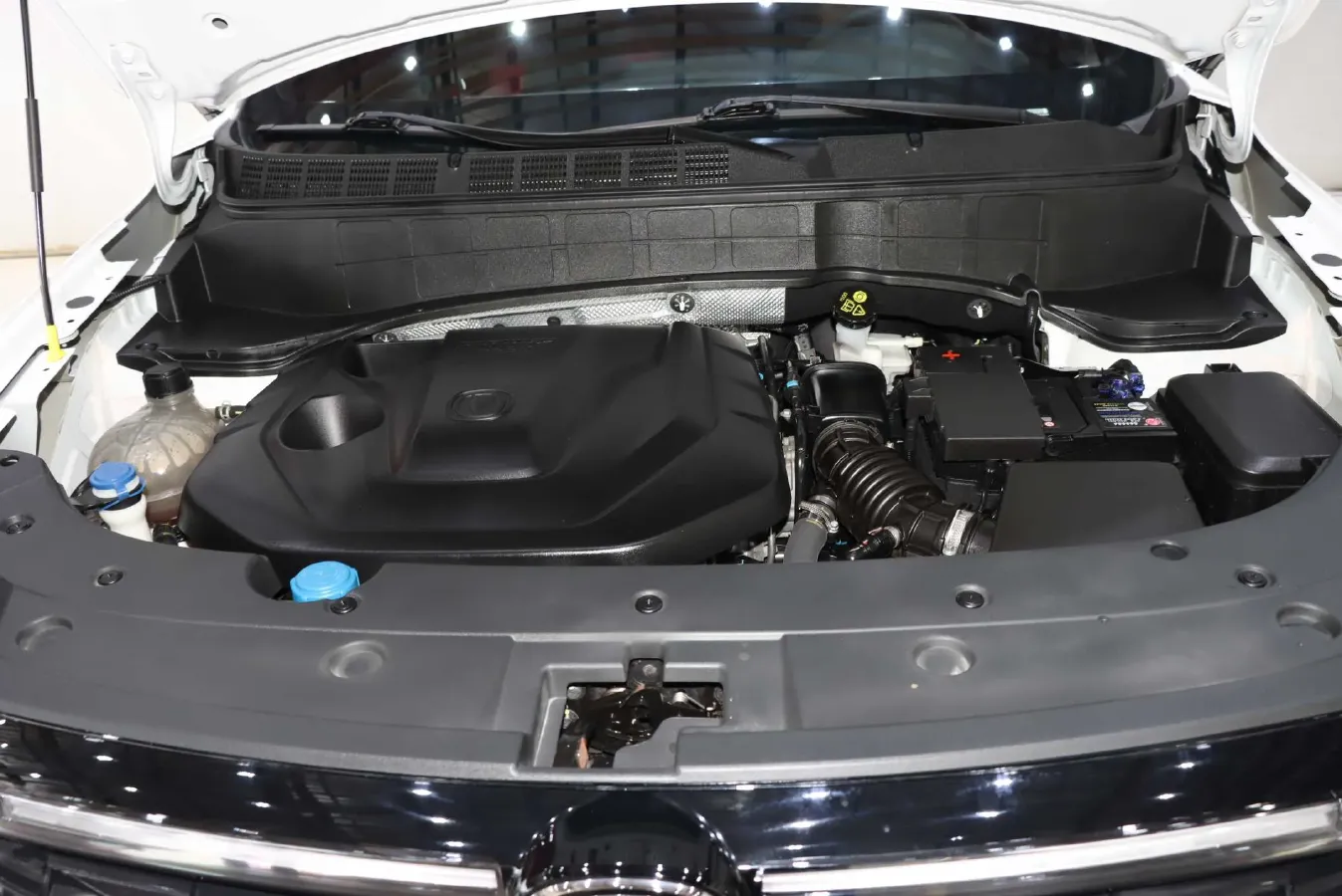 2023 ChangAn CS35 Plus 1.4T 160HP L4 7DCT,autocango,china used car exporter,china ev exporter,chinese used car exporter,chinese used ev exporter