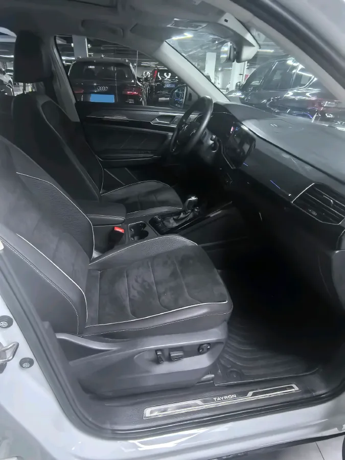 2021 Volkswagen Tayron 2.0T 220HP L4 7DCT,autocango,china used car exporter,china ev exporter,chinese used car exporter,chinese used ev exporter