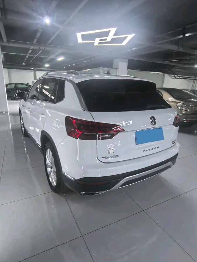 2021 Volkswagen Tayron 2.0T 220HP L4 7DCT,autocango,china used car exporter,china ev exporter,chinese used car exporter,chinese used ev exporter