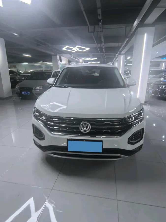 2021 Volkswagen Tayron 2.0T 220HP L4 7DCT,autocango,china used car exporter,china ev exporter,chinese used car exporter,chinese used ev exporter
