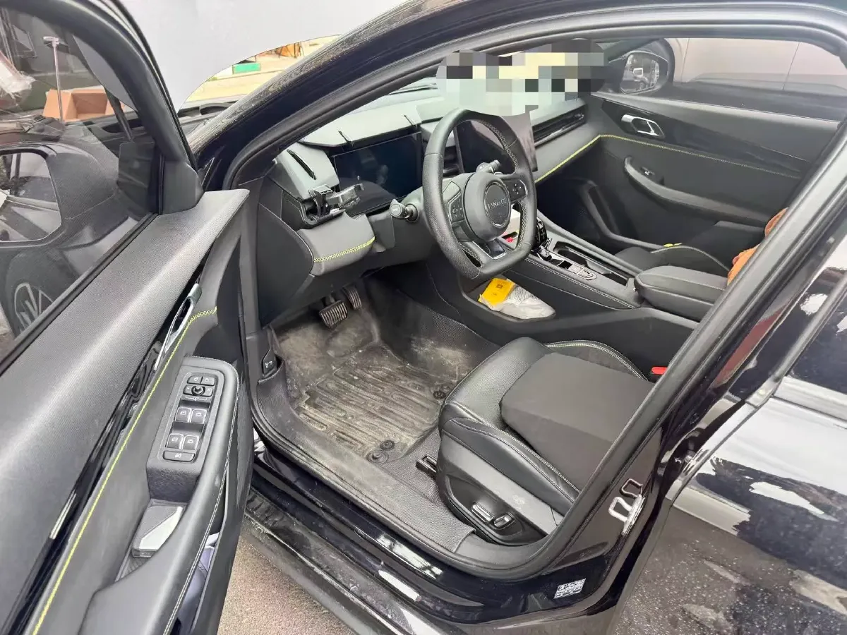 2023 LYNK&CO 03 2.0T 254HP L4 7DCT,autocango,china used car exporter,china ev exporter,chinese used car exporter,chinese used ev exporter