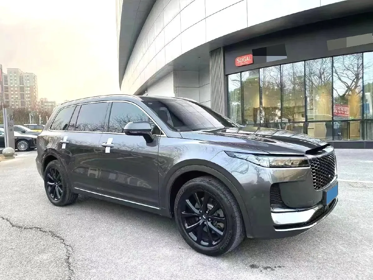 2021 Li ONE Range Extended 131HP REEV 40.5KWH,autocango,china used car exporter,china ev exporter,chinese used car exporter,chinese used ev exporter
