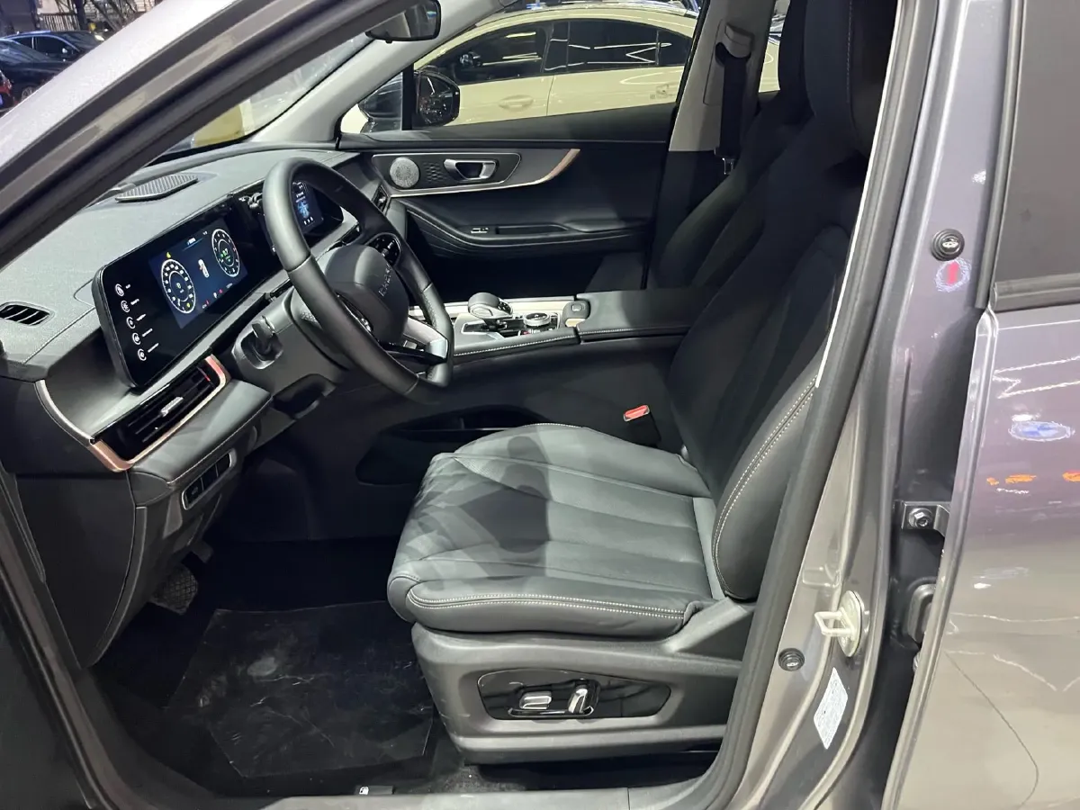 2025 Chery Tiggo 5x 1.5T 156HP L4 CVT,autocango,china used car exporter,china ev exporter,chinese used car exporter,chinese used ev exporter