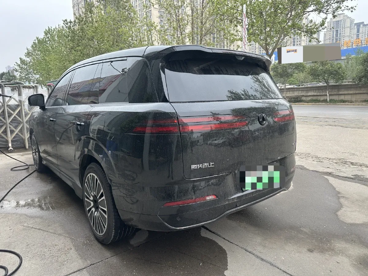2025 Denza DenzaN8L 2.0T 207HP L4 E-CVT PHEV,autocango,china used car exporter,china ev exporter,chinese used car exporter,chinese used ev exporter