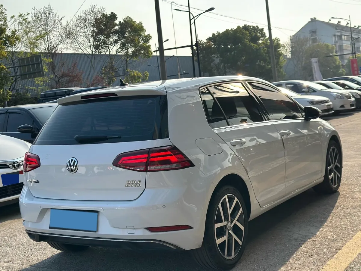 2020 Volkswagen Golf 1.4T 150HP L4 7DCT,autocango,china used car exporter,china ev exporter,chinese used car exporter,chinese used ev exporter