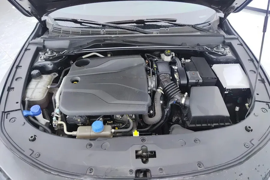 2023 ChangAn UNI-V 1.5T 188HP L4 7DCT,autocango,china used car exporter,china ev exporter,chinese used car exporter,chinese used ev exporter