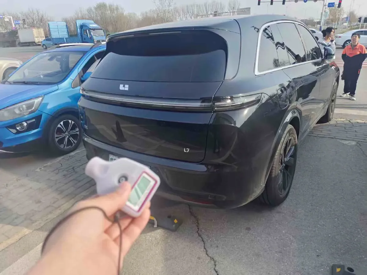 2023 Li L7 Range Extended 154HP REEV 40.9KWH,autocango,china used car exporter,china ev exporter,chinese used car exporter,chinese used ev exporter