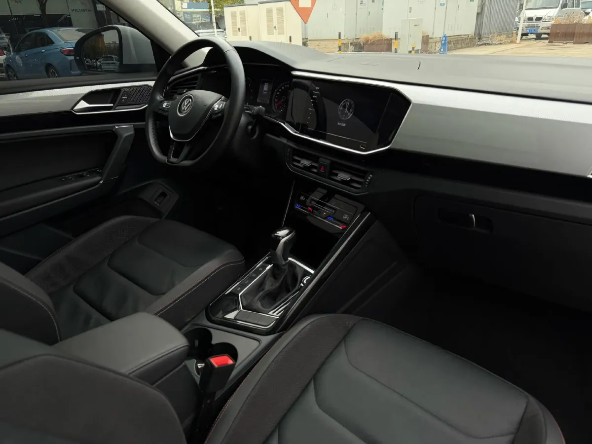 2022 Volkswagen Tayron 2.0T 186HP L4 7DCT,autocango,china used car exporter,china ev exporter,chinese used car exporter,chinese used ev exporter