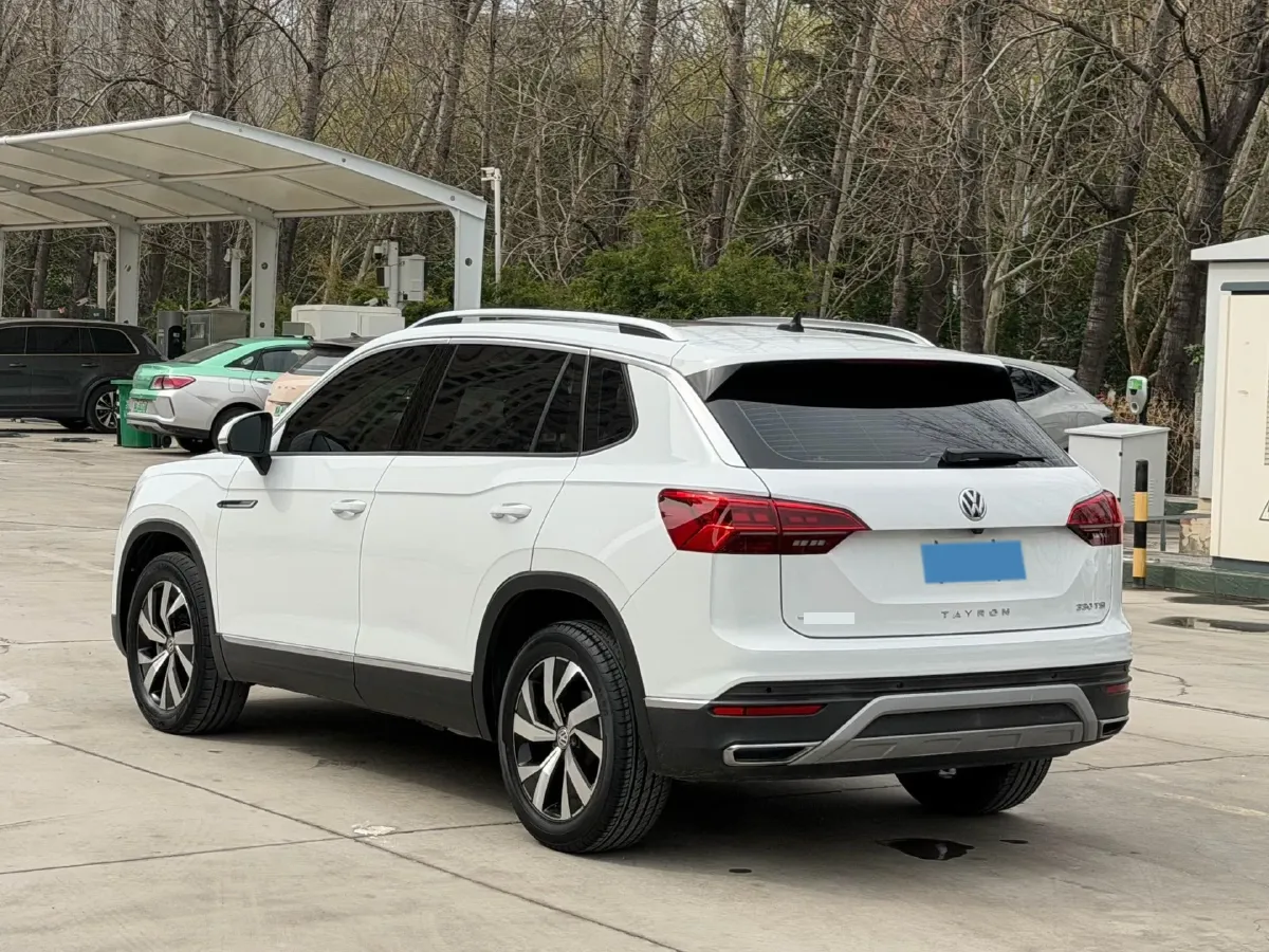 2022 Volkswagen Tayron 2.0T 186HP L4 7DCT,autocango,china used car exporter,china ev exporter,chinese used car exporter,chinese used ev exporter