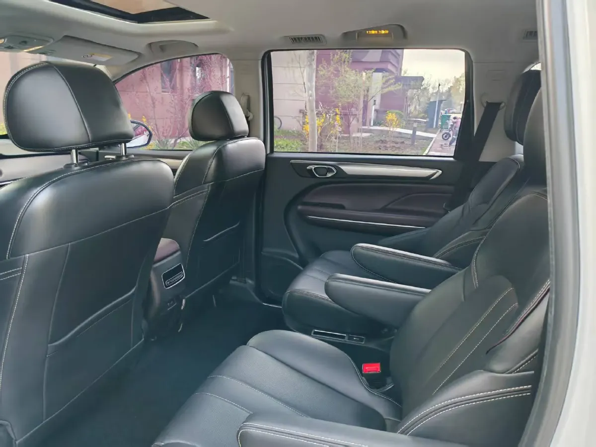 2021 GAC Trumpchi M6 1.5T 169HP L4 7DCT,autocango,china used car exporter,china ev exporter,chinese used car exporter,chinese used ev exporter