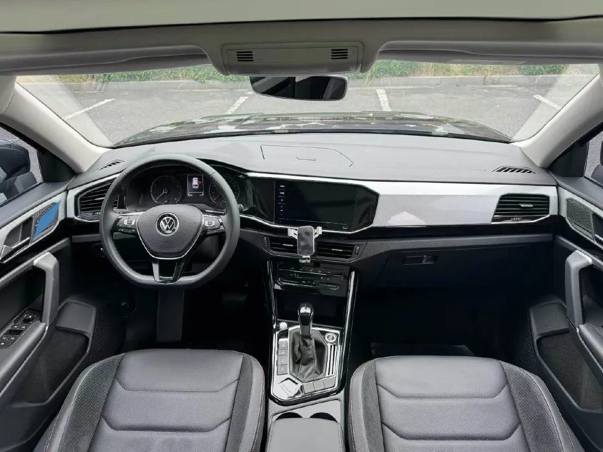 2020 Volkswagen Tayron 2.0T 186HP L4 7DCT,autocango,china used car exporter,china ev exporter,chinese used car exporter,chinese used ev exporter