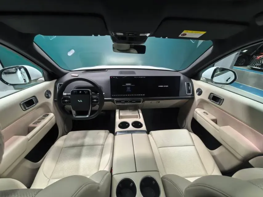 2025 Li L9 Range Extended 154HP REEV,autocango,china used car exporter,china ev exporter,chinese used car exporter,chinese used ev exporter