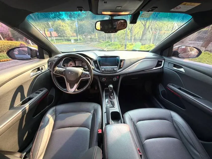 2019 Chevrolet Monza 1.3T 163HP L3 6AT,autocango,china used car exporter,china ev exporter,chinese used car exporter,chinese used ev exporter