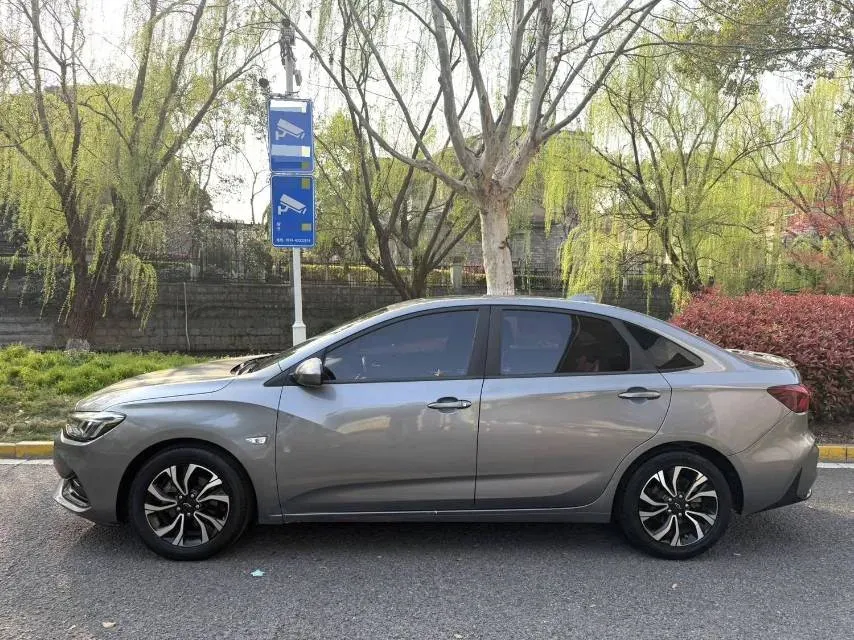 2019 Chevrolet Monza 1.3T 163HP L3 6AT,autocango,china used car exporter,china ev exporter,chinese used car exporter,chinese used ev exporter