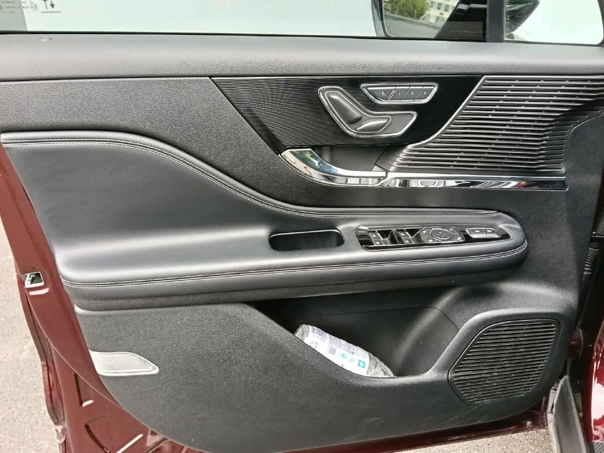 2020 Lincoln Corsair 2.0T 245HP L4 8AT,autocango,china used car exporter,china ev exporter,chinese used car exporter,chinese used ev exporter