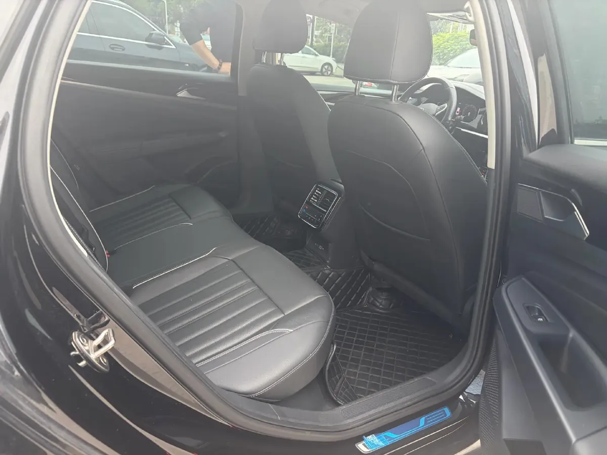 2022 Skoda Kodiak GT 2.0T 186HP L4 7DCT,autocango,china used car exporter,china ev exporter,chinese used car exporter,chinese used ev exporter