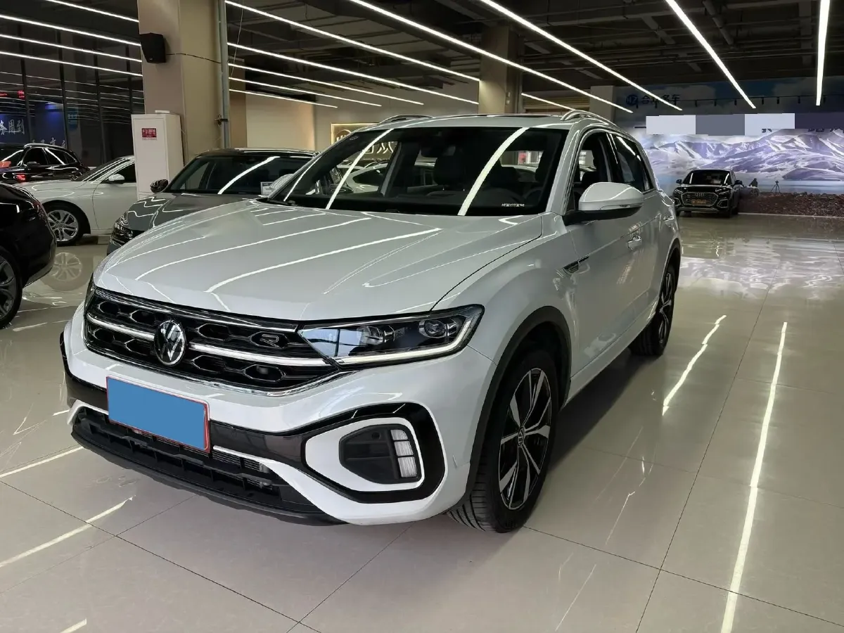 2025 Volkswagen T-Roc 1.5T 160HP L4 7DCT,autocango,china used car exporter,china ev exporter,chinese used car exporter,chinese used ev exporter