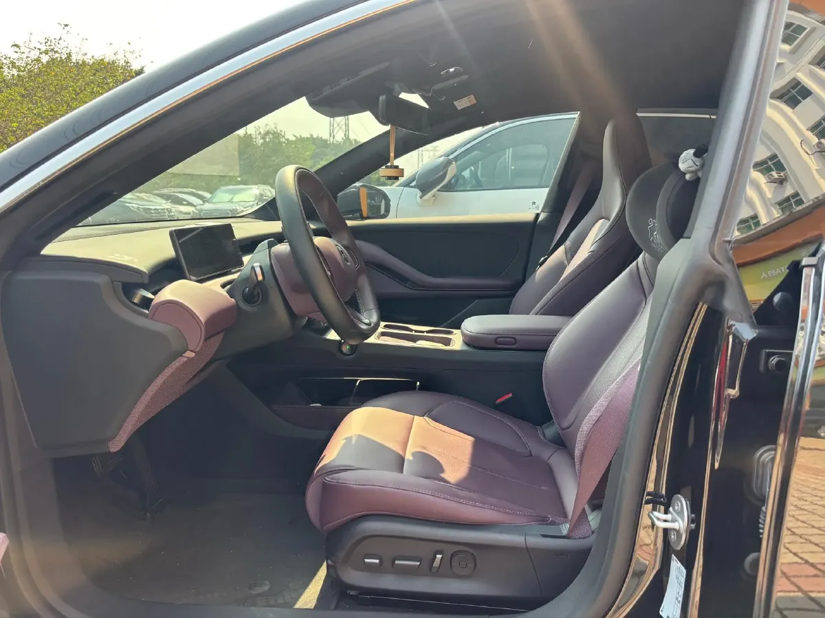 2024 NIO ET5 BEV 75KWH,autocango,china used car exporter,china ev exporter,chinese used car exporter,chinese used ev exporter