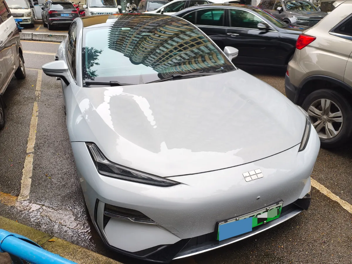 2024 Geely Galaxy E8 BEV 62KWH,autocango,china used car exporter,china ev exporter,chinese used car exporter,chinese used ev exporter