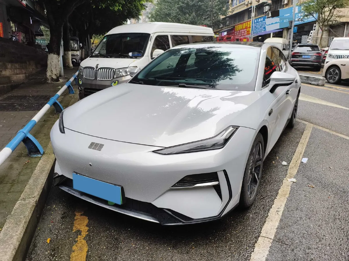 2024 Geely Galaxy E8 BEV 62KWH,autocango,china used car exporter,china ev exporter,chinese used car exporter,chinese used ev exporter