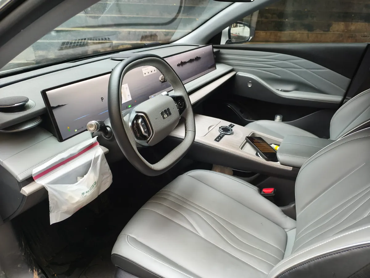 2024 Geely Galaxy E8 BEV 62KWH,autocango,china used car exporter,china ev exporter,chinese used car exporter,chinese used ev exporter